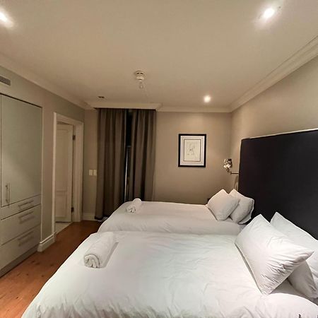Cape Royale Luxury Suite Cape Town Bagian luar foto