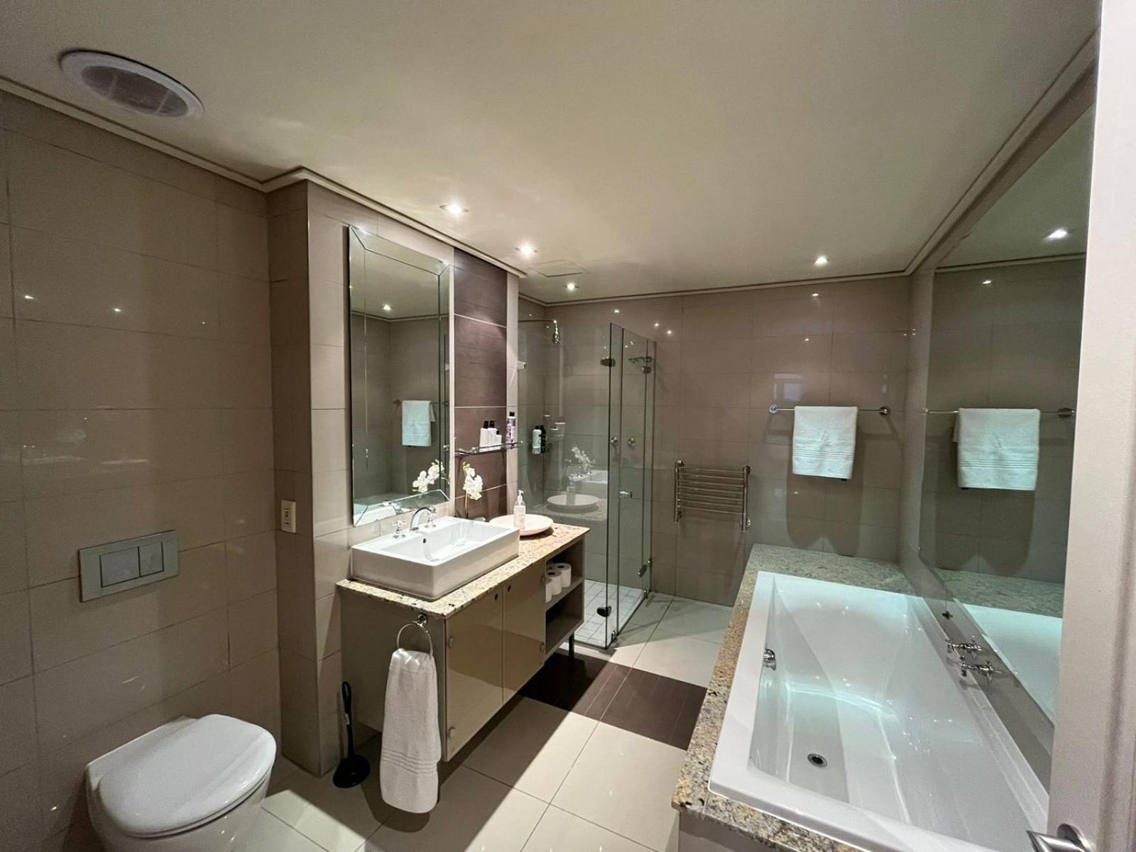 Cape Royale Luxury Suite Cape Town Bagian luar foto
